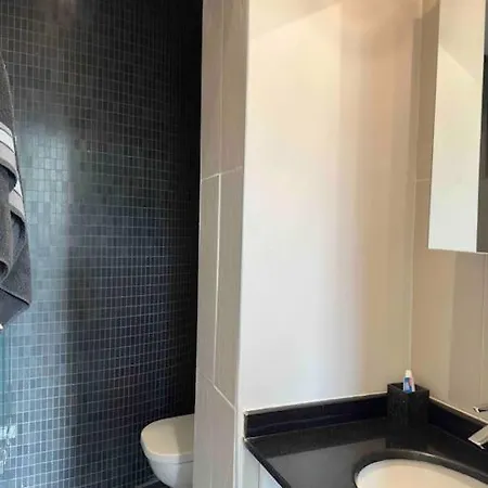 2br, 2ba, 2nd Floor Of Historical Building, Galata Istanbulská provincie